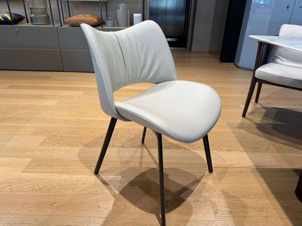 nice-poltrona-frau-torino-outlet-sedie-di-design